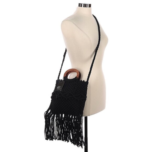 NWT Danielle Nicole Black Macramé Fringe Boho Crossbody Shoulder Bag Satchel - Picture 4 of 13